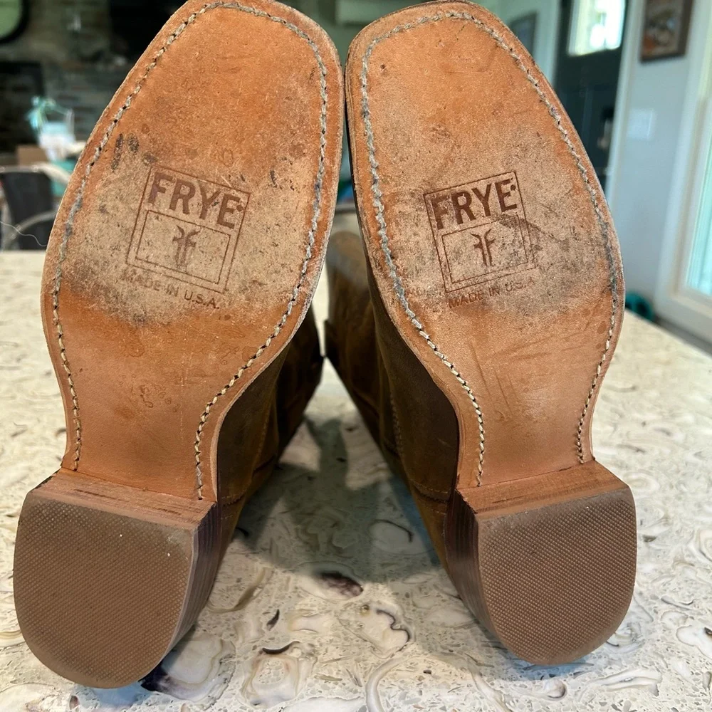 Frye reposhing… love