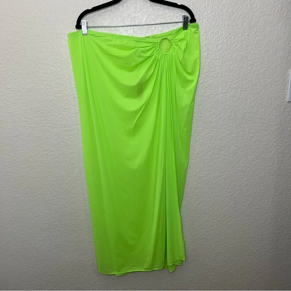 SKIMS mesh cover