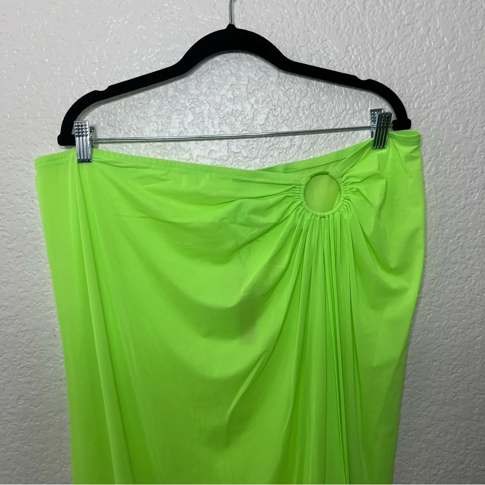 SKIMS mesh cover
