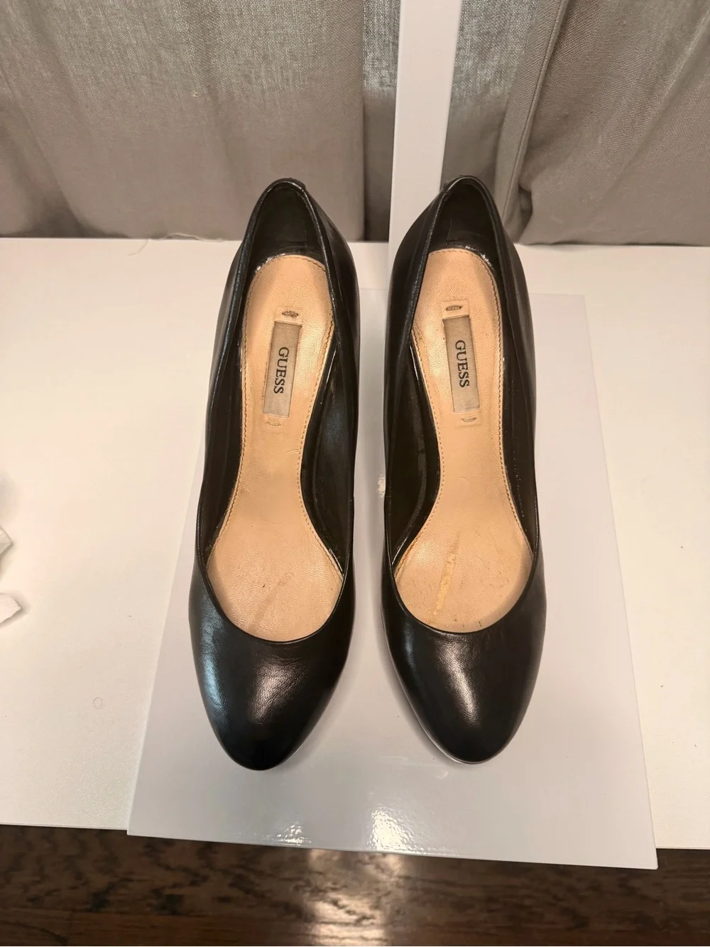 Guess elegant platform