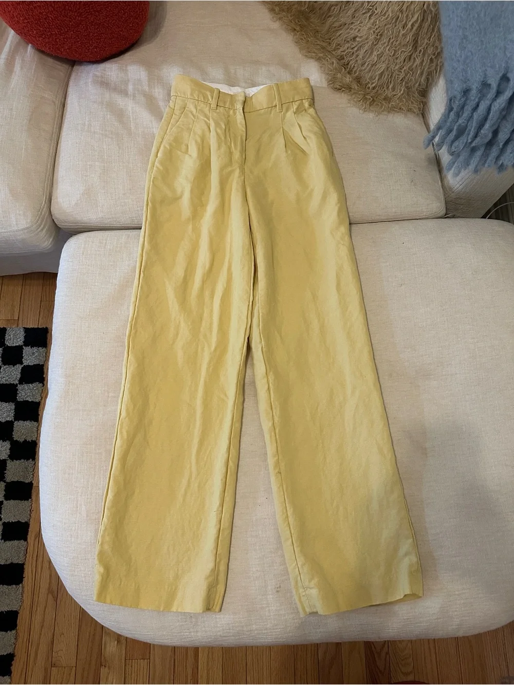 Aritzia Linen Effortless Pants