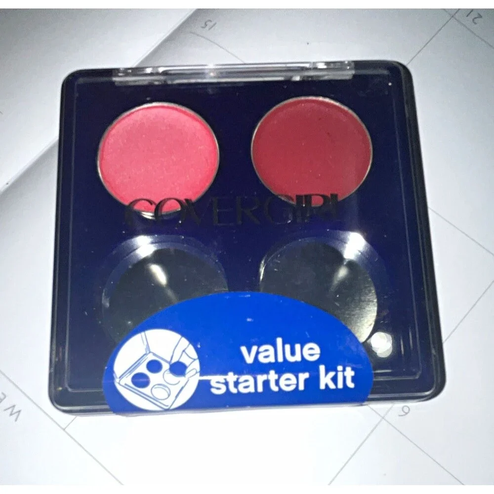 Vintage CoverGirl Value Starter Kit Customizable Magnetic Color Pots Compact NEW