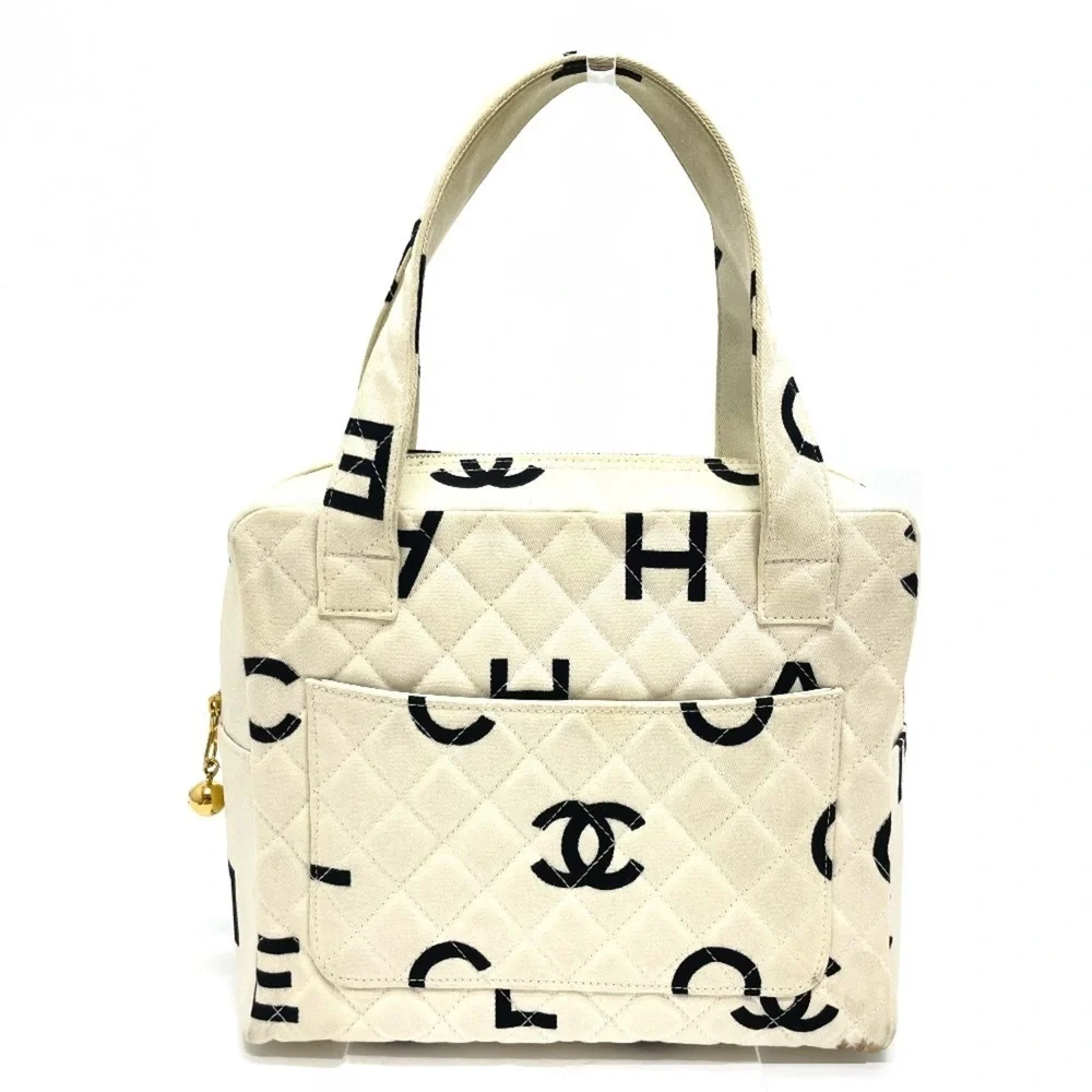 CHANEL white bag