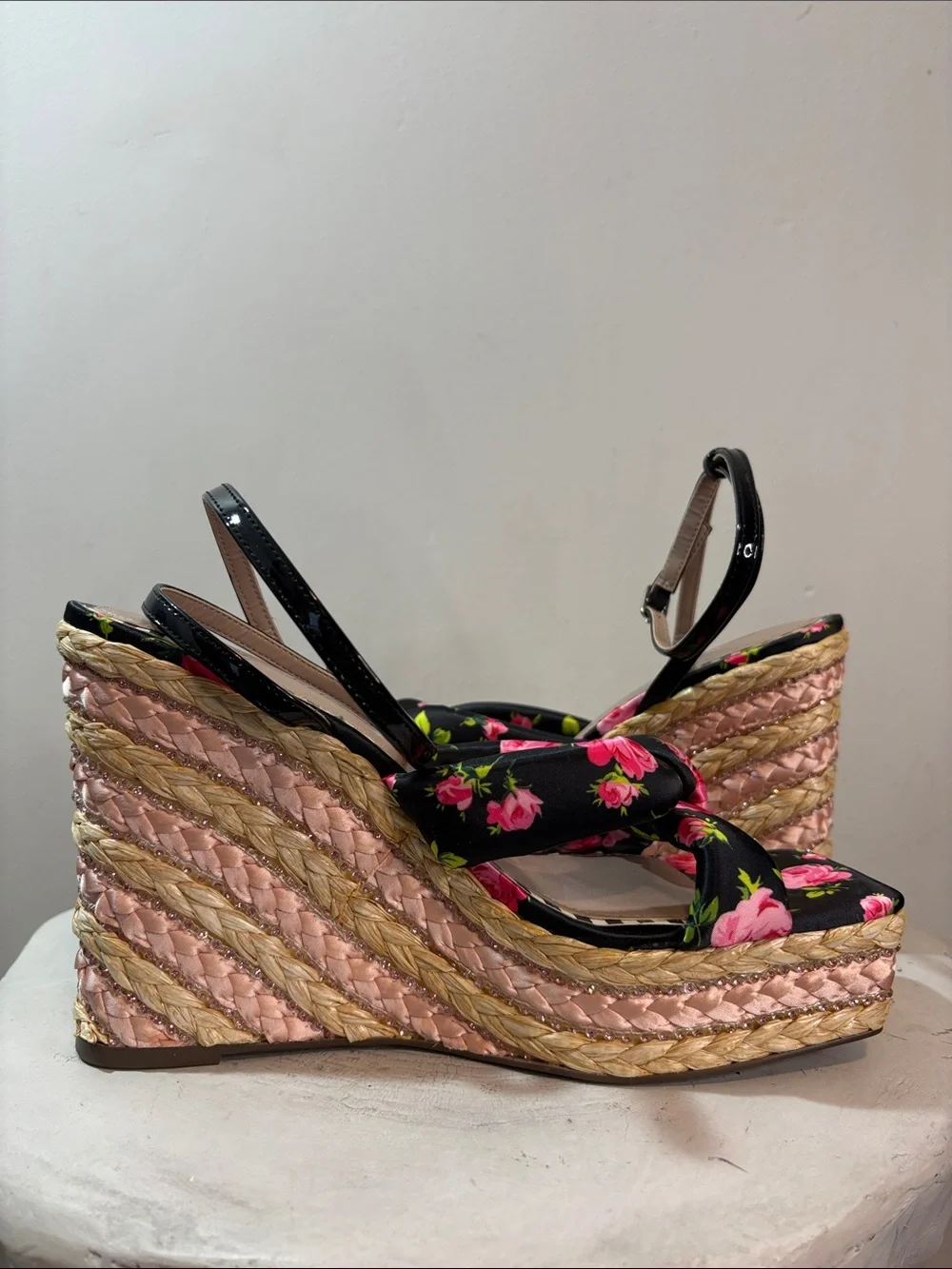 Betsey Johnson euc size