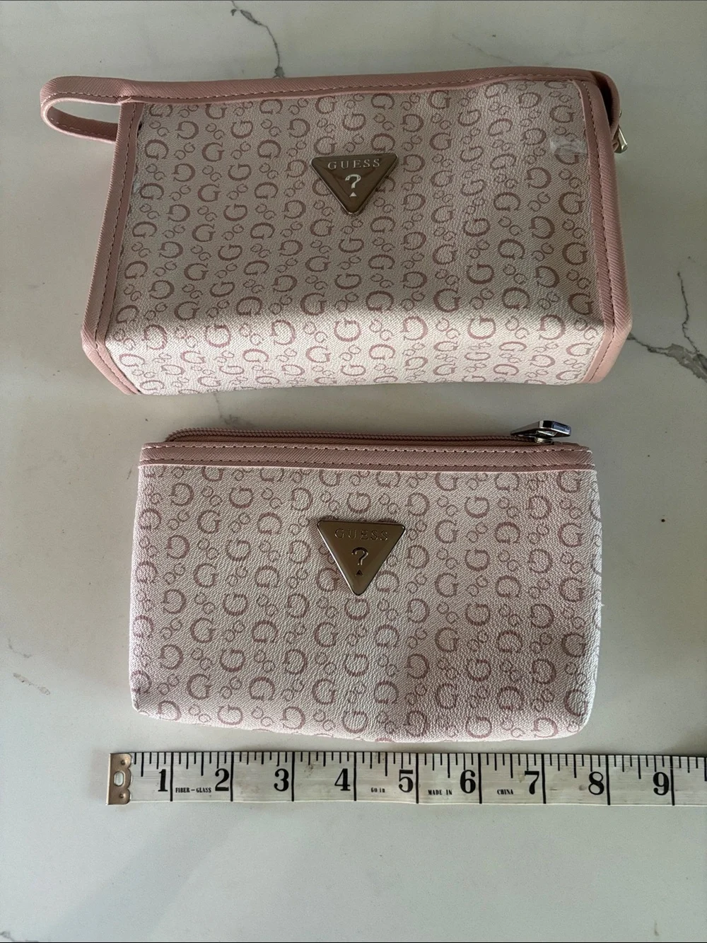 Guess used plaque