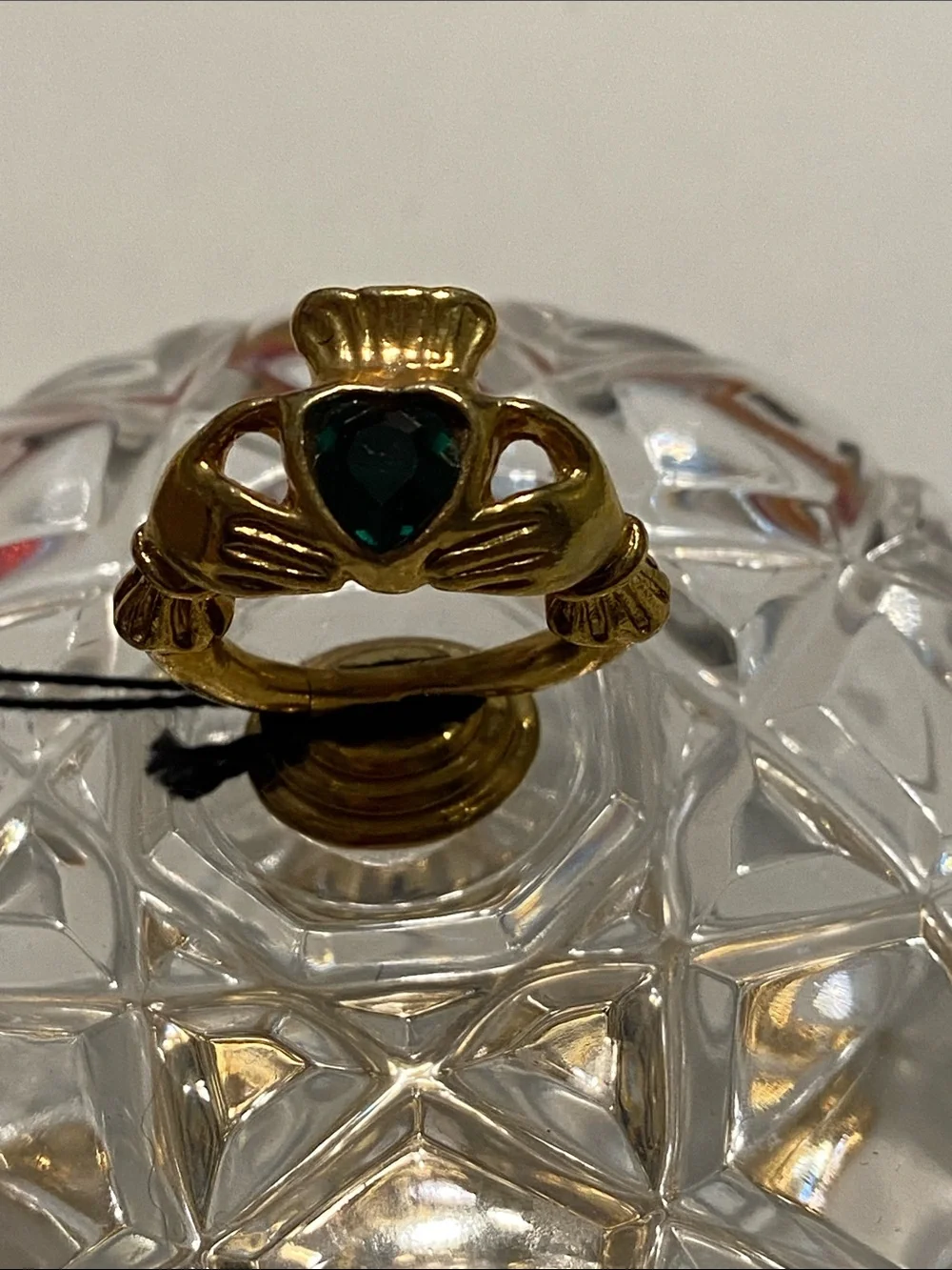 Killarney Crystal Ireland Cut Glass Trinket dish with Gold Claddagh Finial