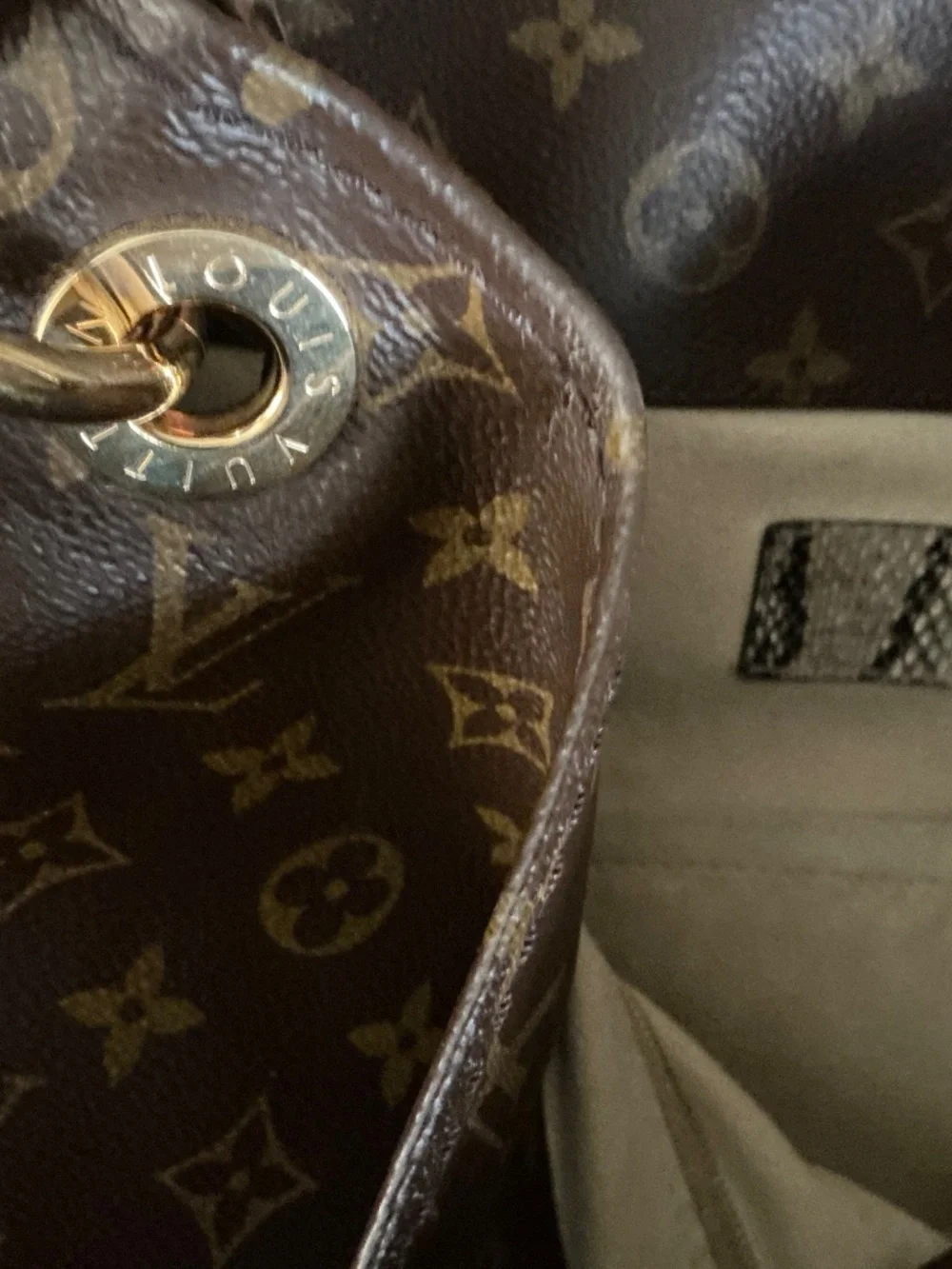 Louis Vuitton louis vuitton
