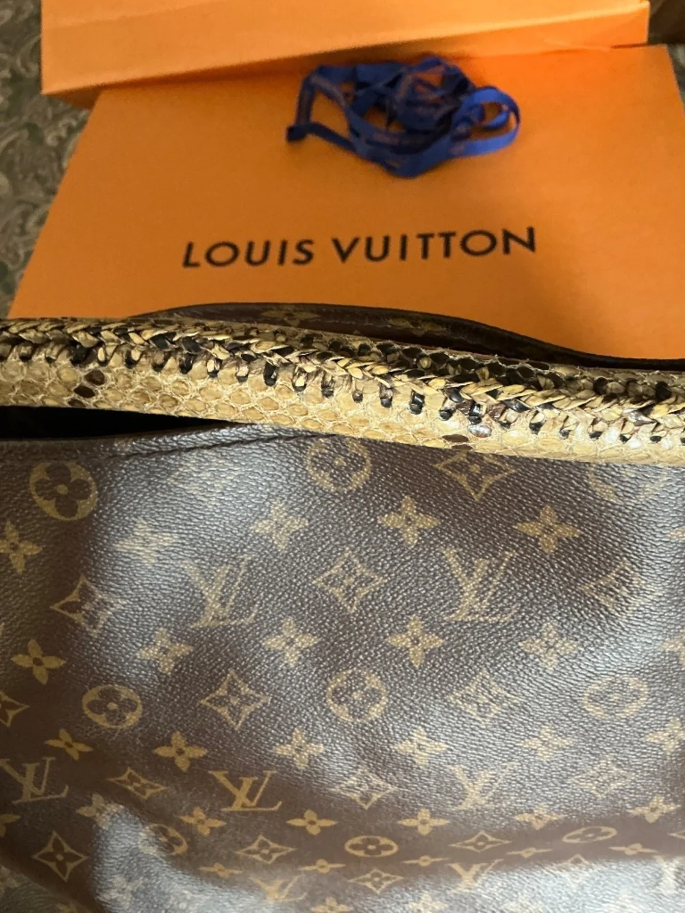 Louis Vuitton louis vuitton