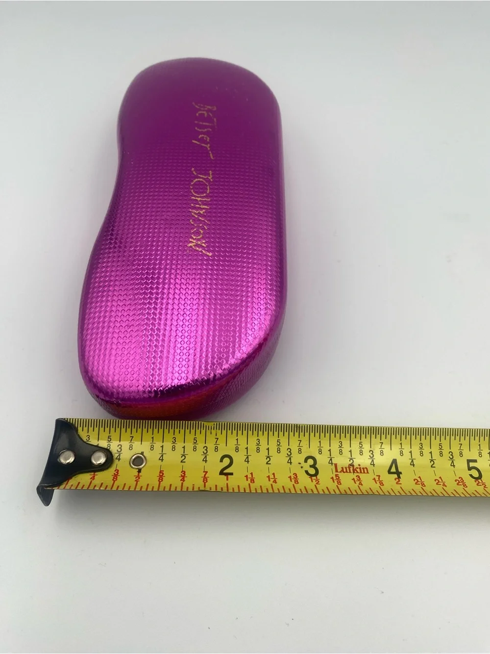 Betsey Johnson classic oval
