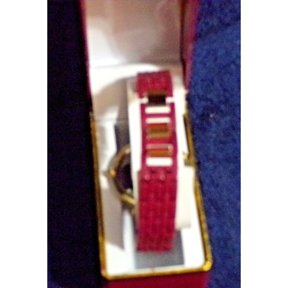 Geneva maroon gold