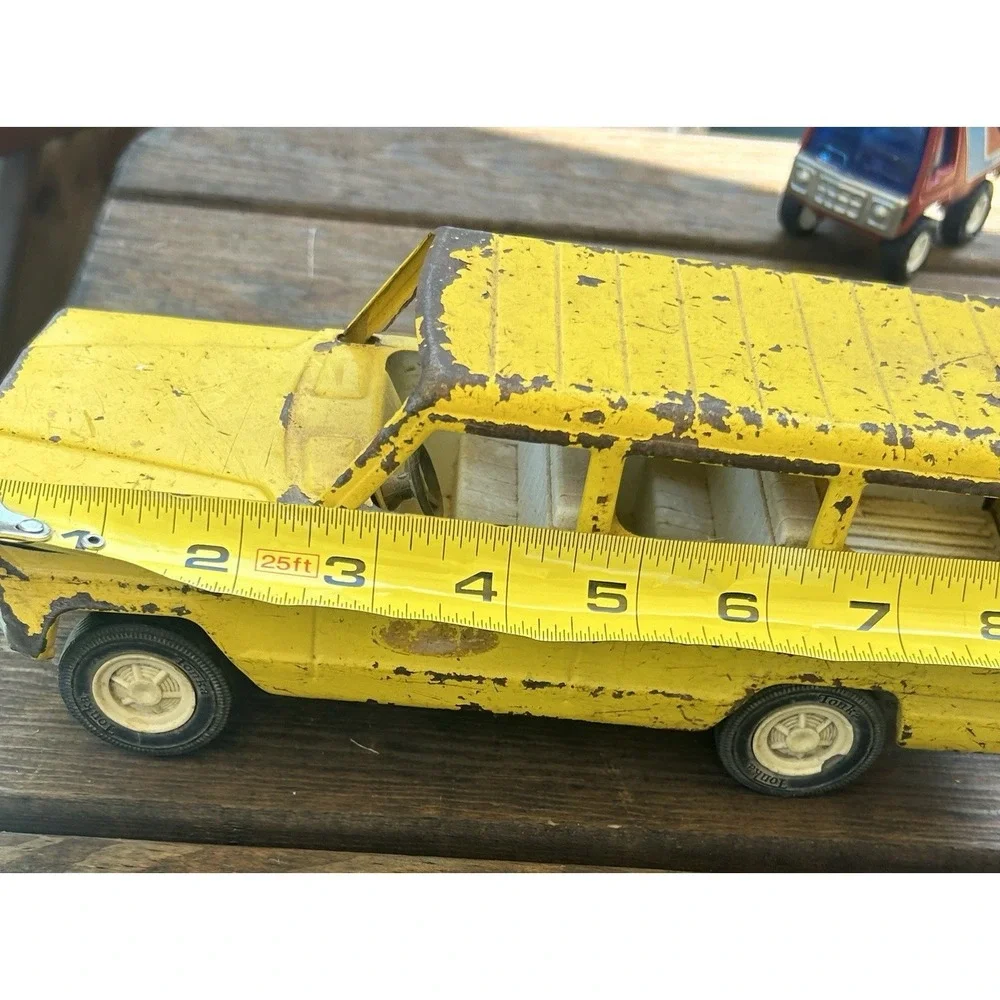 VINTAGE TONKA TOY CAR JEEP WAGONEER 1970s YELLOW PRESSED STEEL