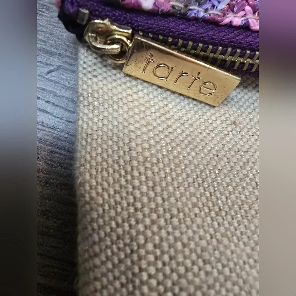 Tarte Pink Purple Woven Chevron Canvas Zipper Travel Makeup Assessory Bag