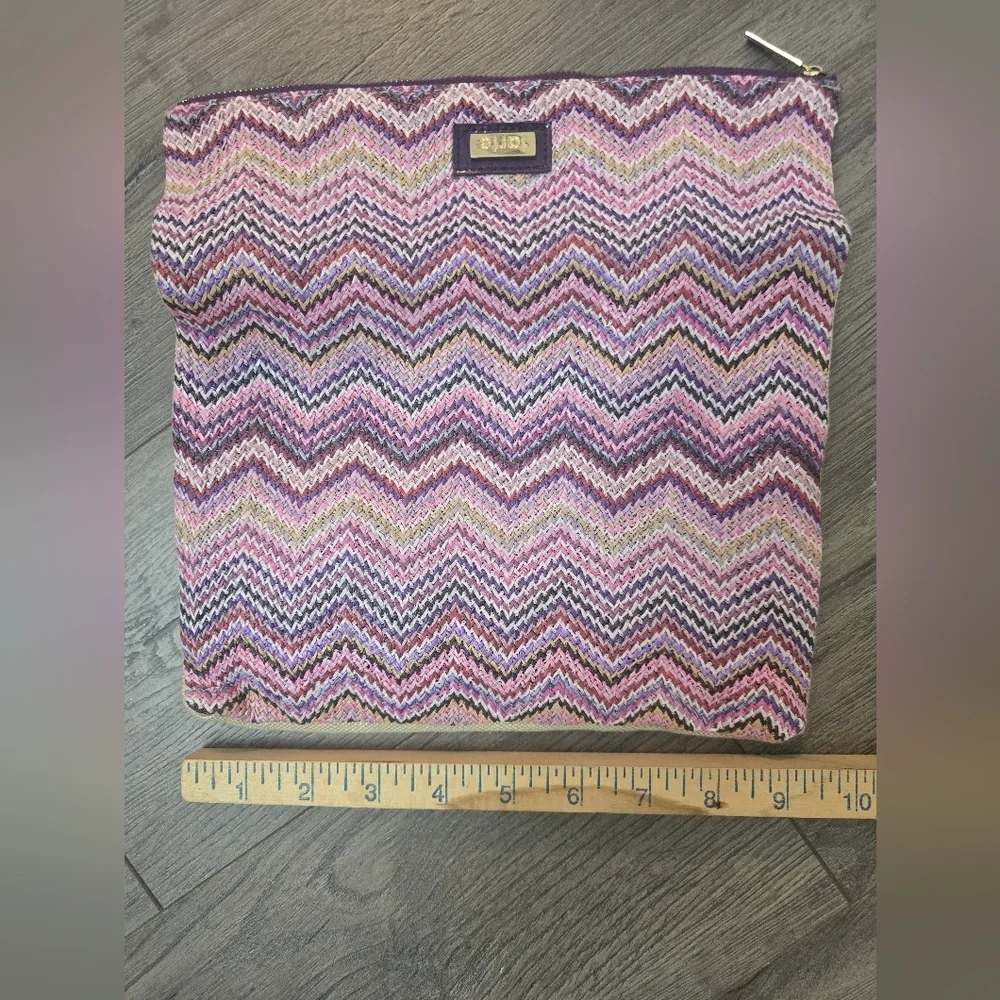Tarte Pink Purple Woven Chevron Canvas Zipper Travel Makeup Assessory Bag