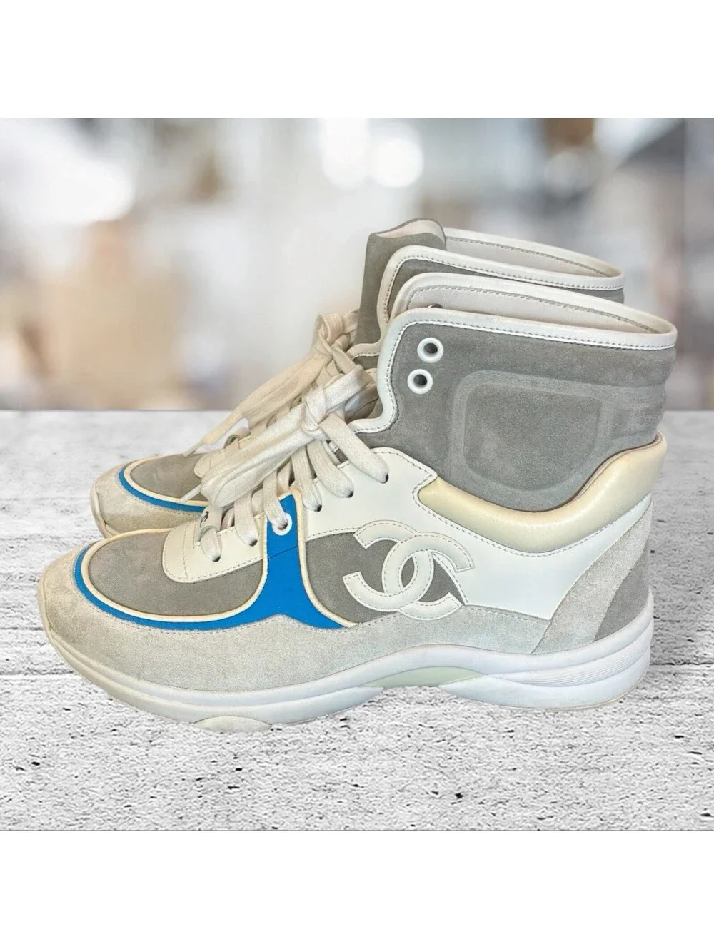 CHANEL sneakers excellent