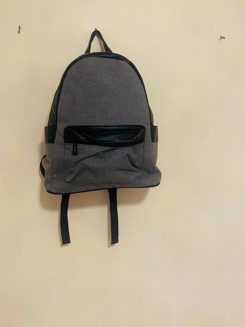 Backpack 16x12x6 grey and black