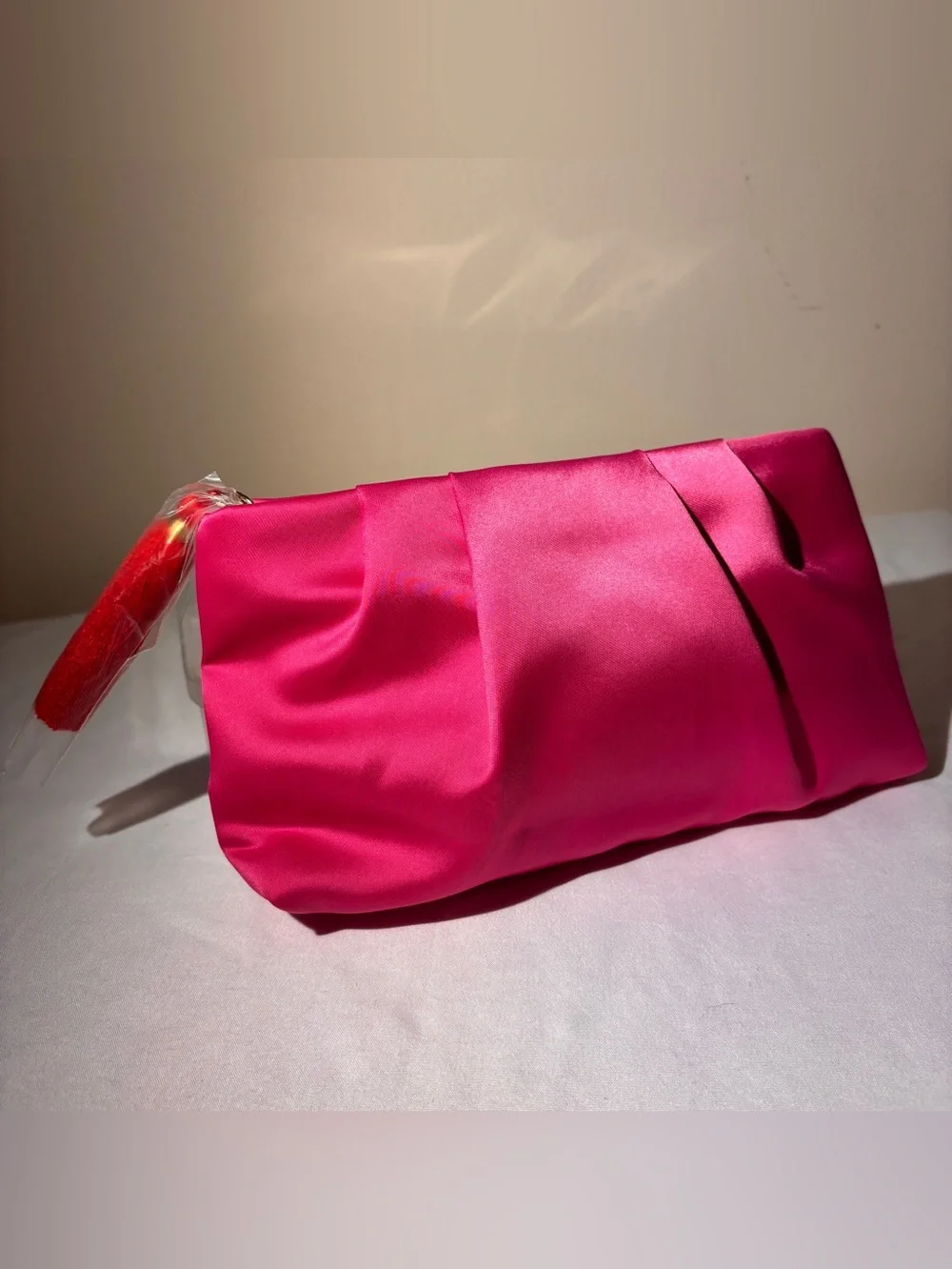 Estee Lauder Hot Pink Satin Pleated Cosmetic Pouch / Makeup Bag - NWT