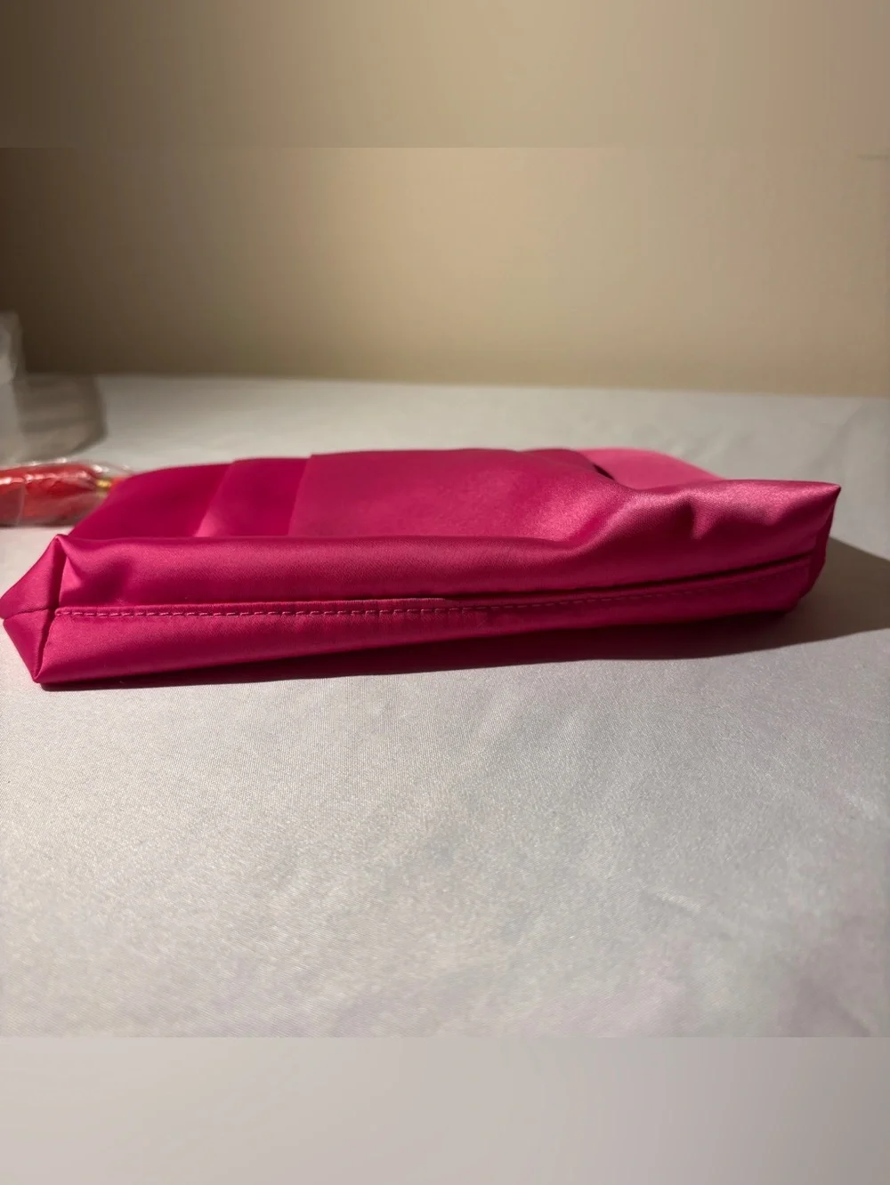 Estee Lauder Hot Pink Satin Pleated Cosmetic Pouch / Makeup Bag - NWT