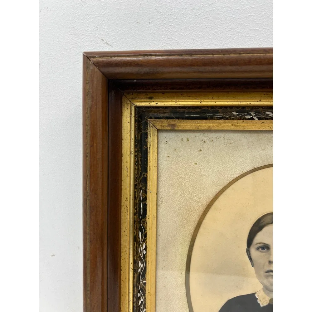 N/A victorian carved