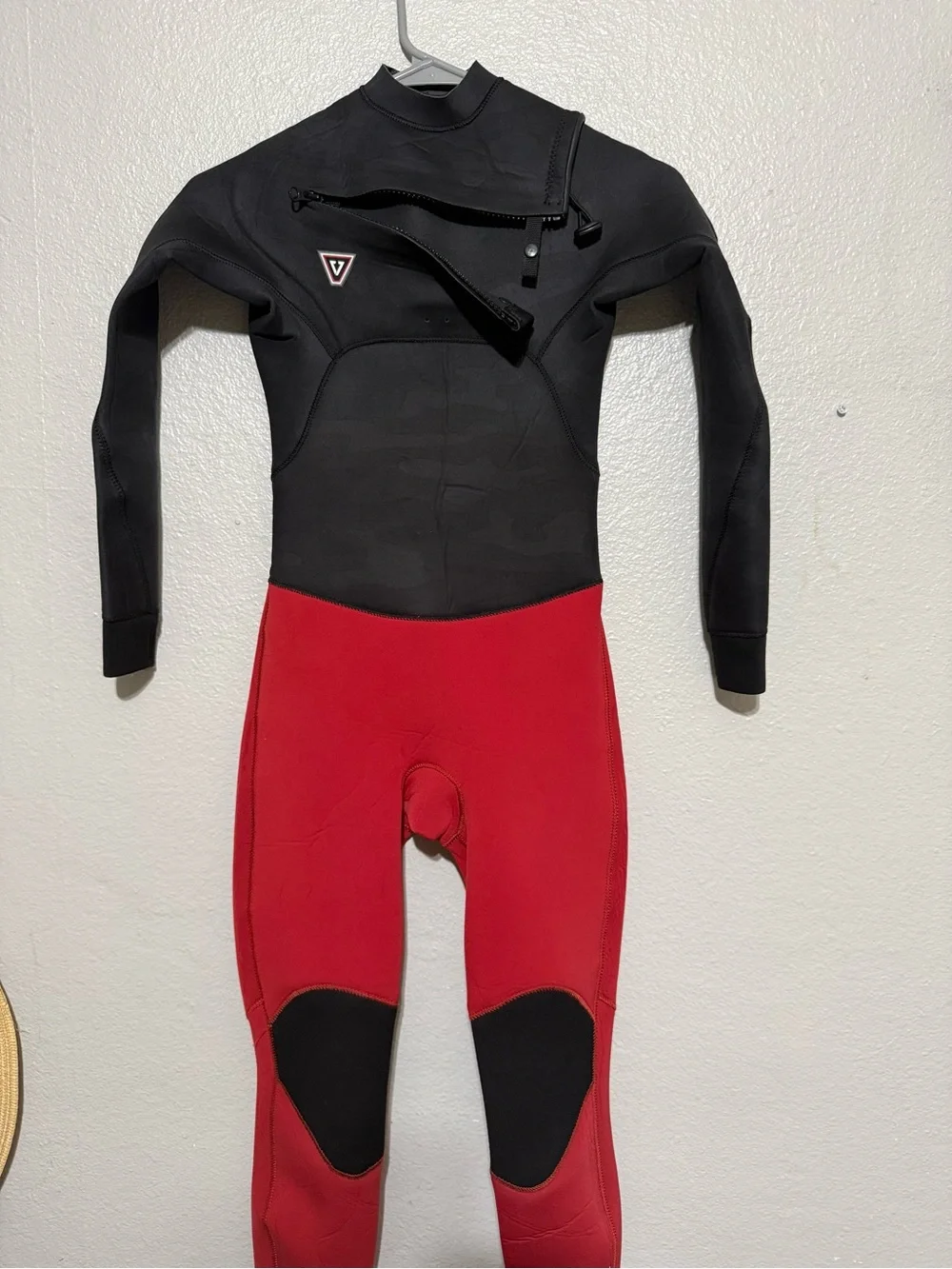 VISSLA youth seas
