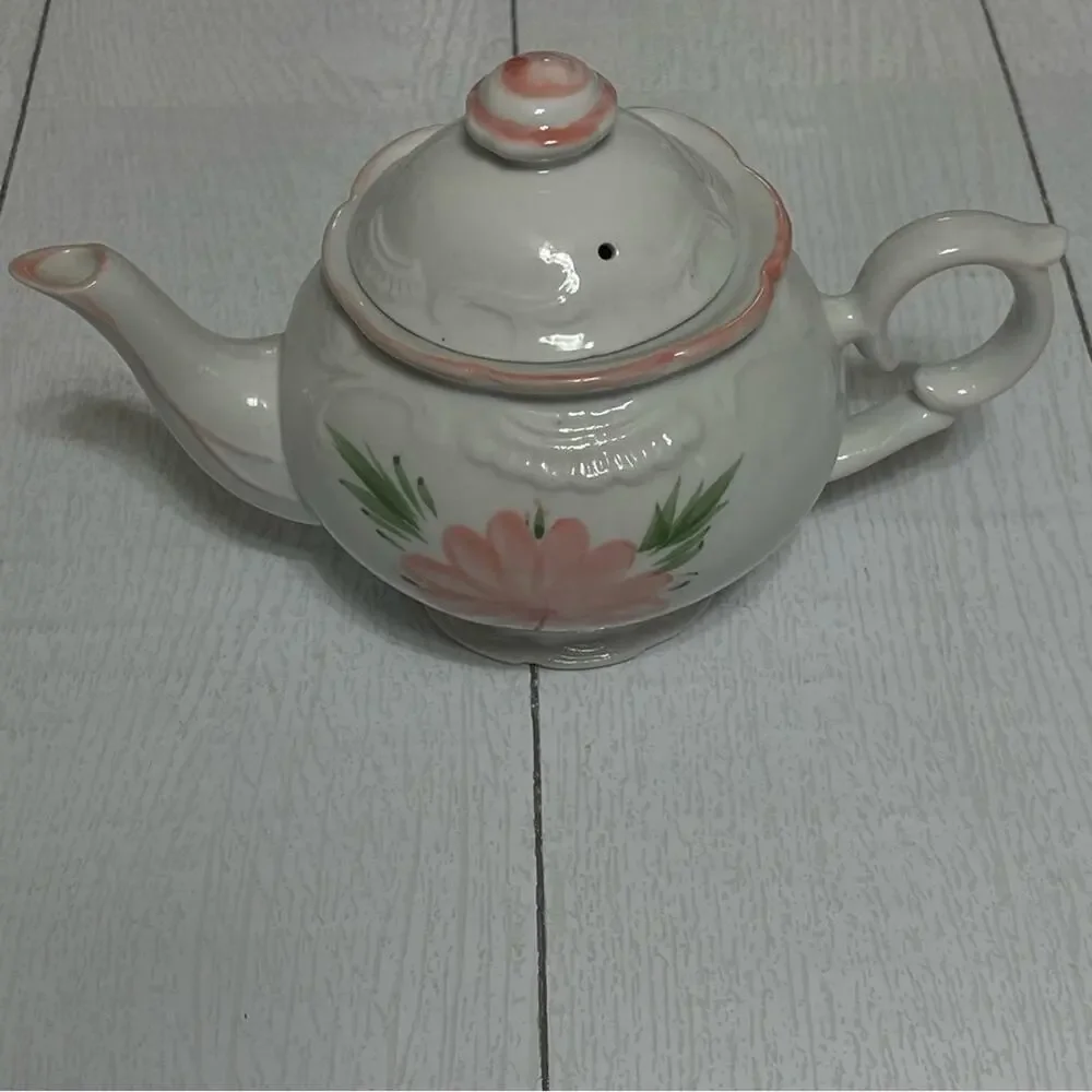 Unknown vintage white