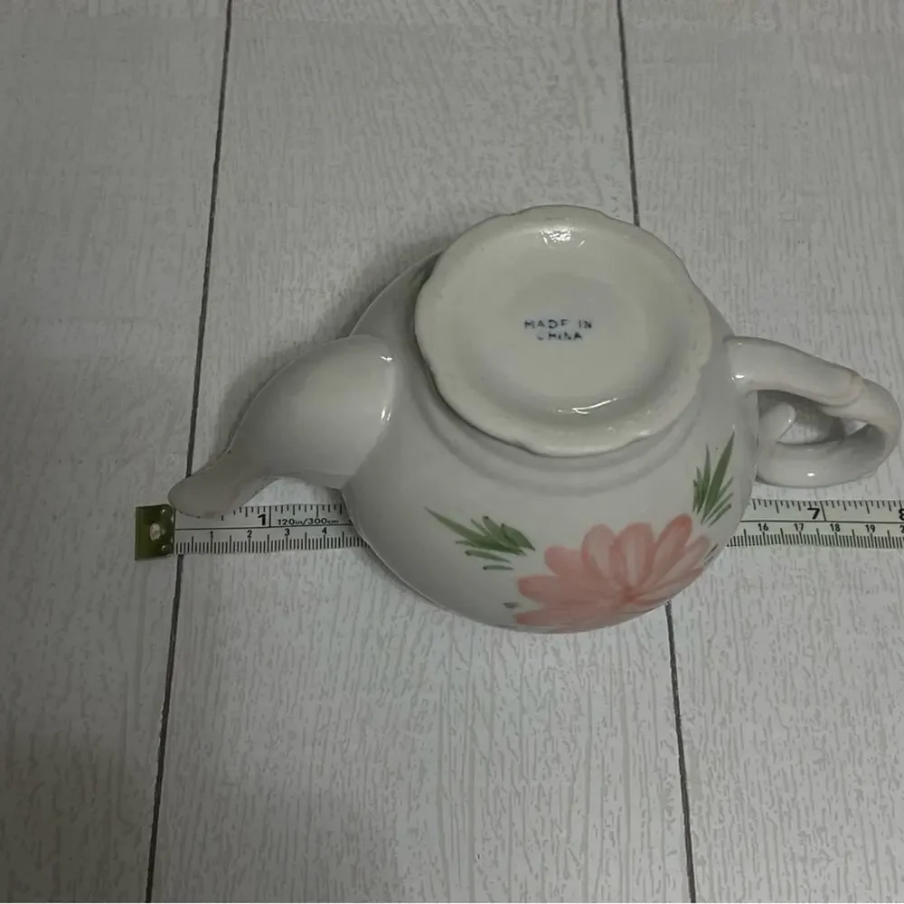 Unknown vintage white