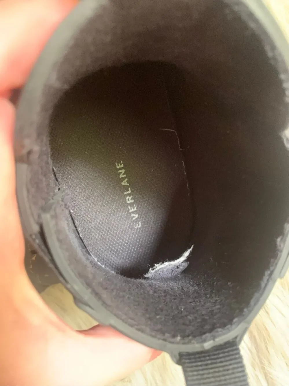 Everlane black chelsea