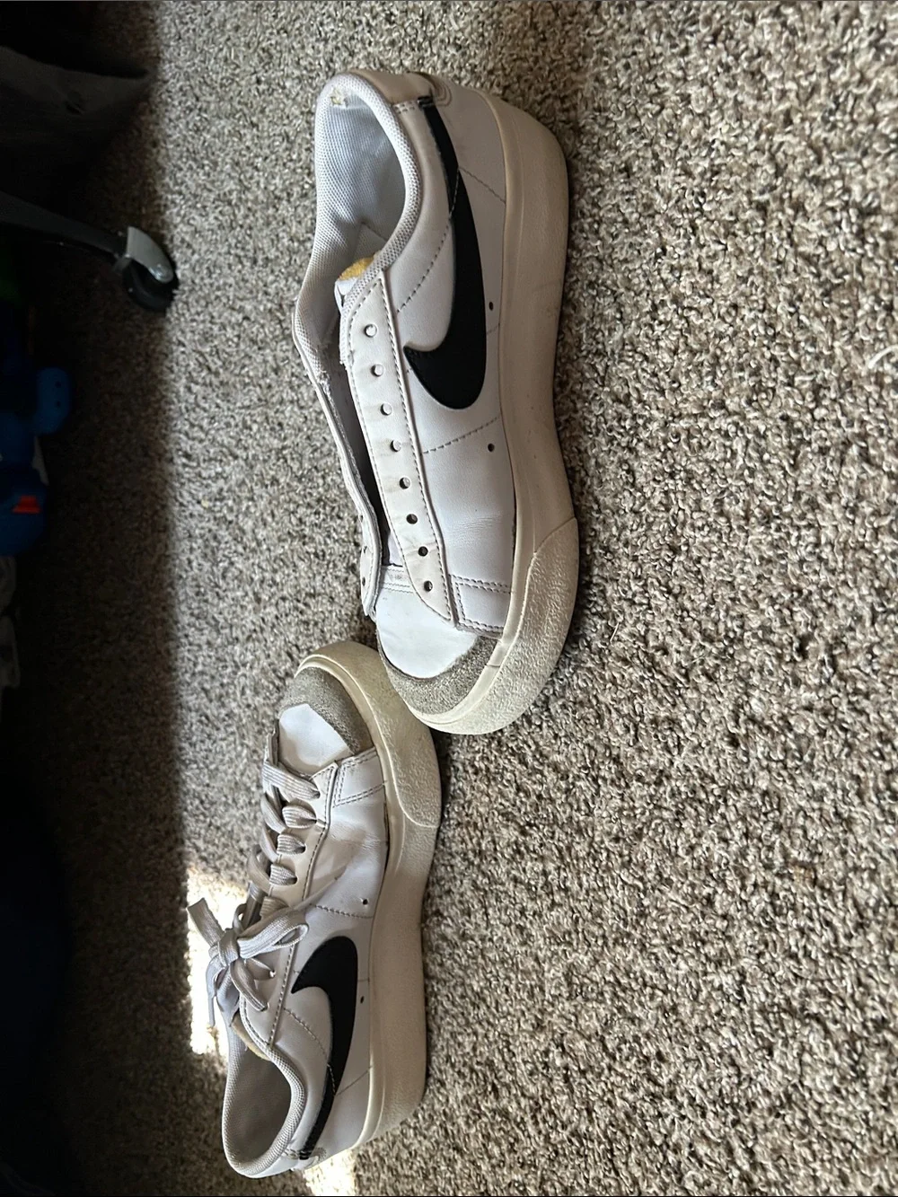 Nike low top