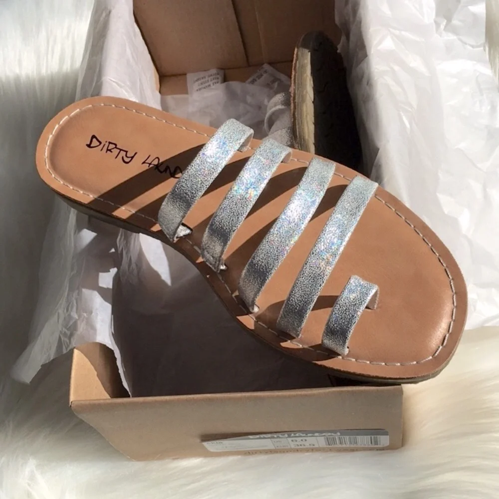 NEW Dirty Laundry Ekia Strappy Slide Sandals