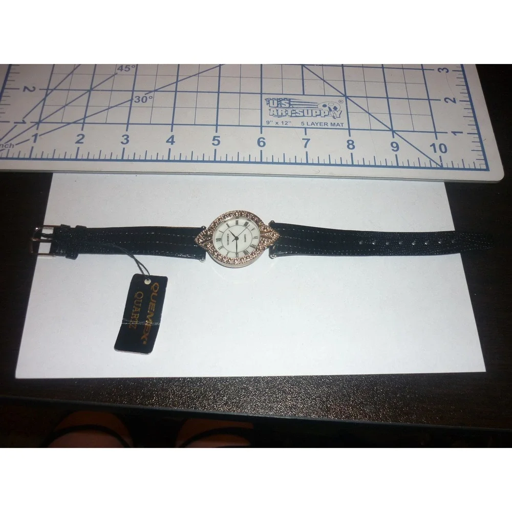 Quemex quartz wristwatch