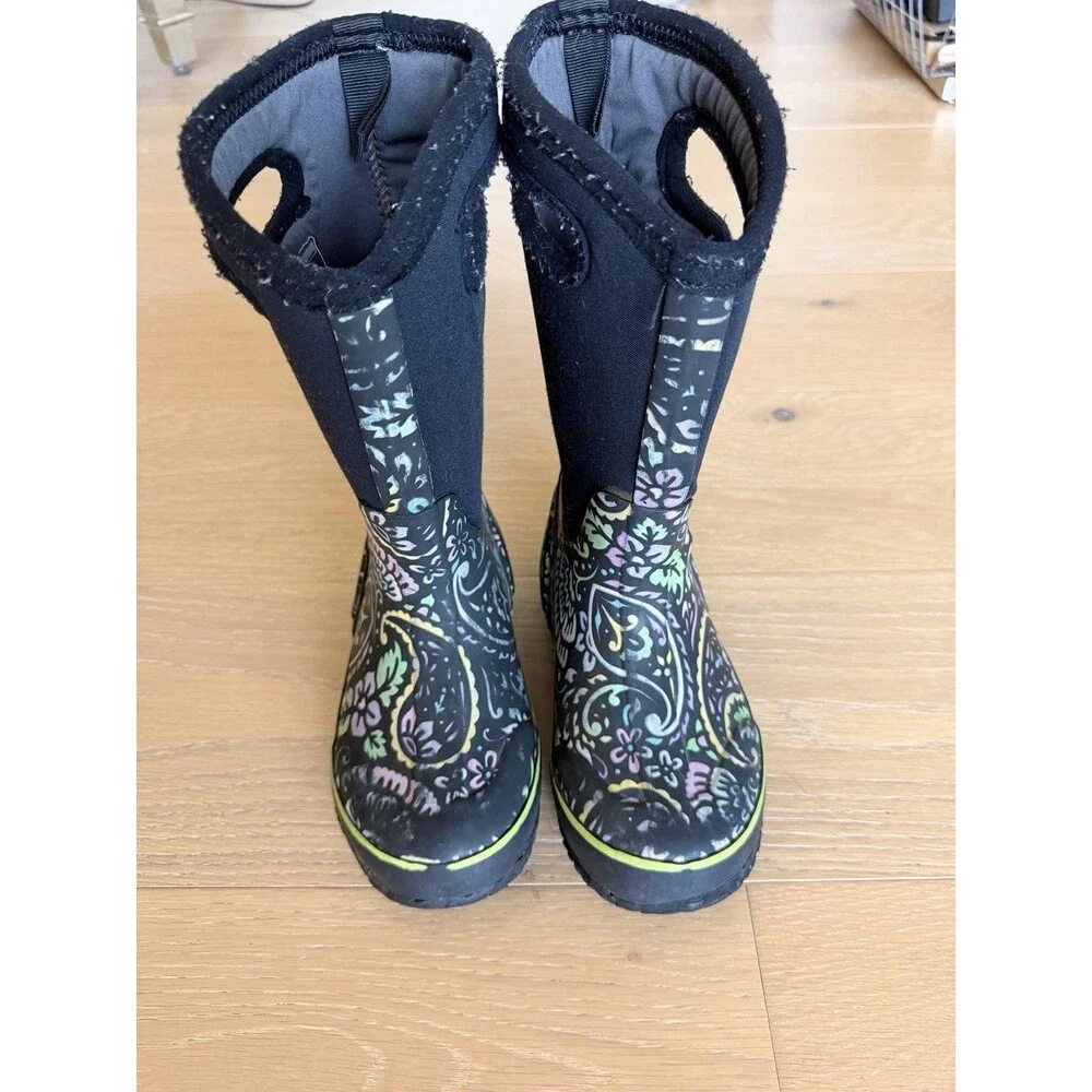 Bogs youth size