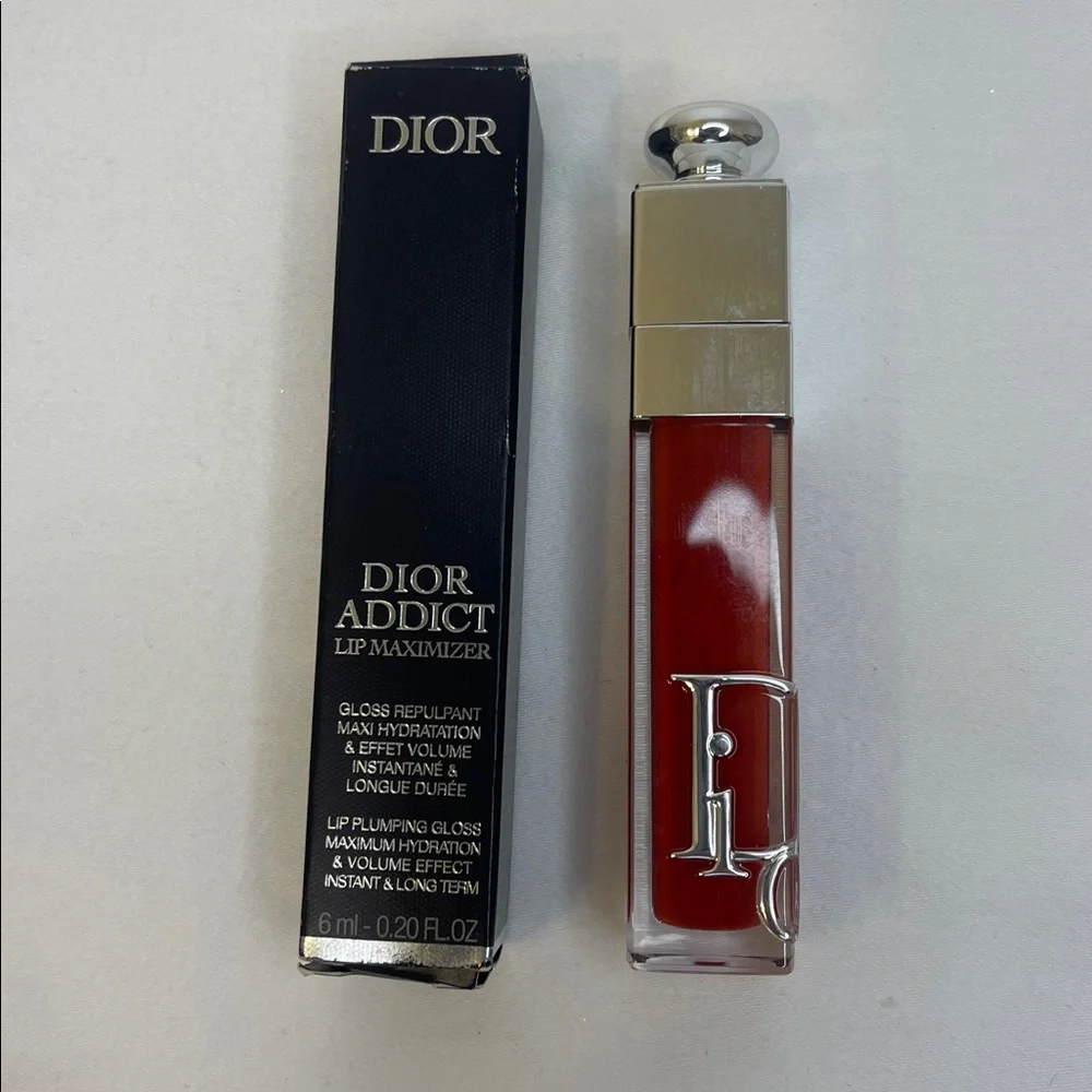 Dior contact based save