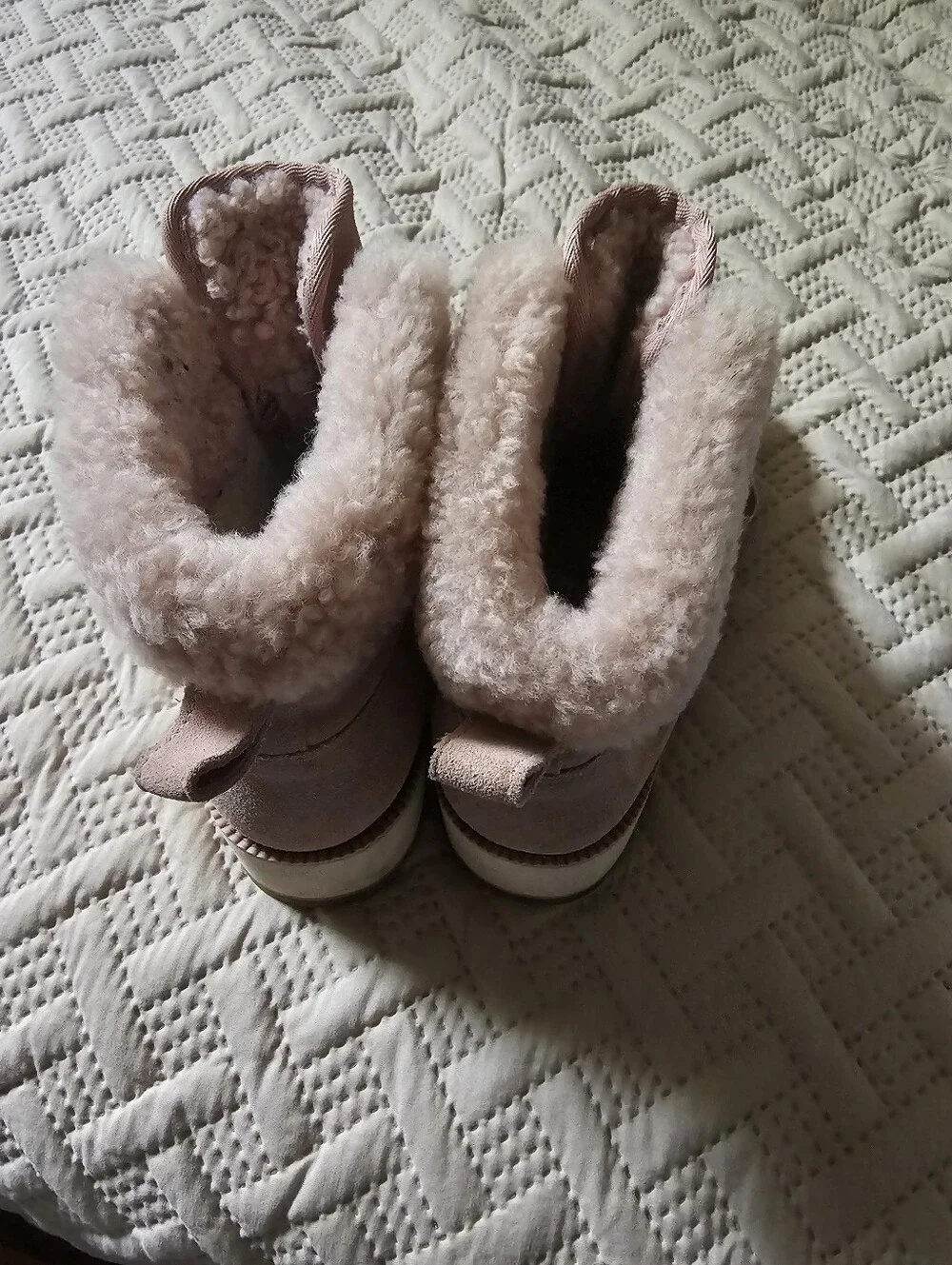 UGG comfortable women