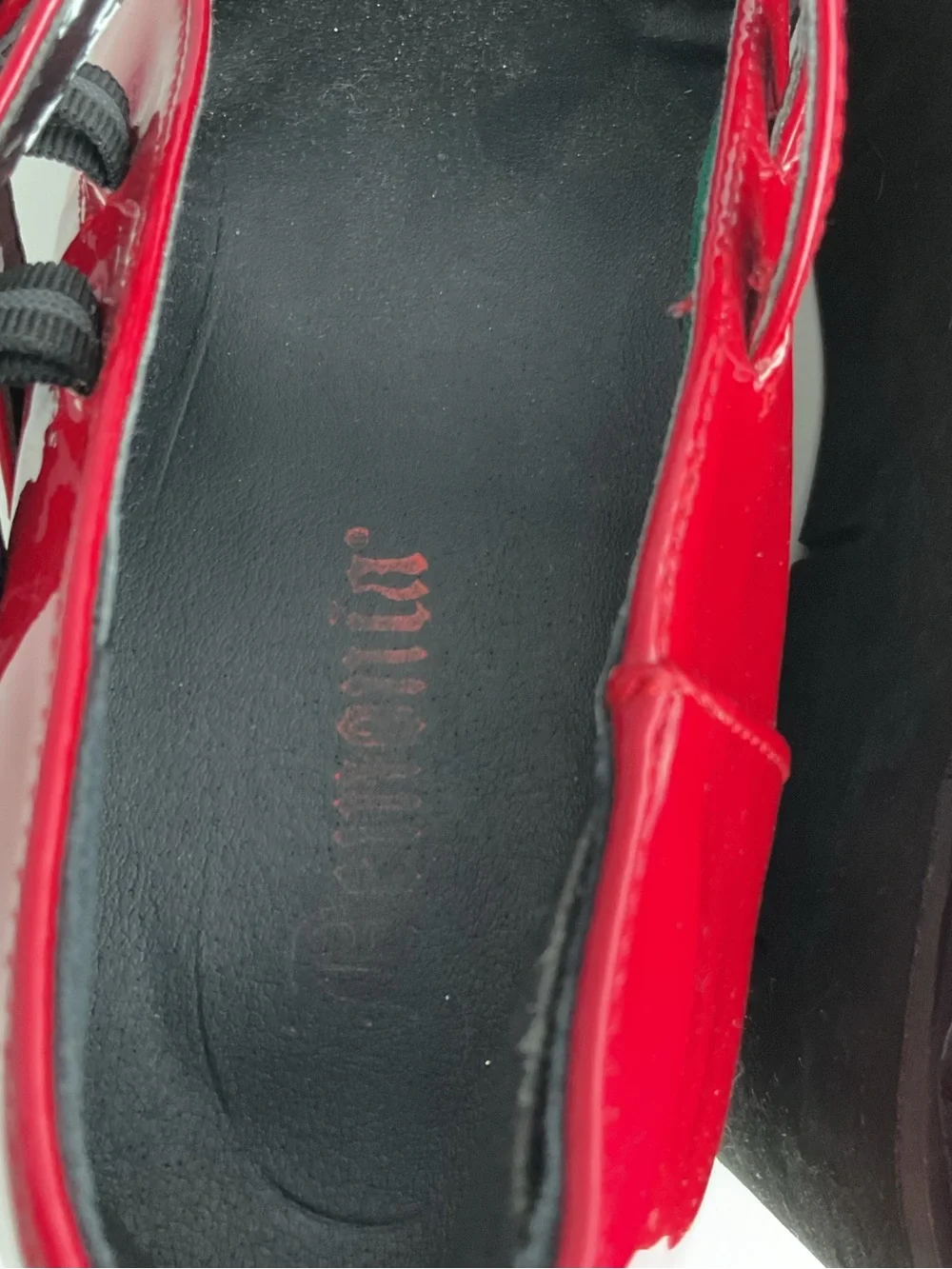 Demonia platform red