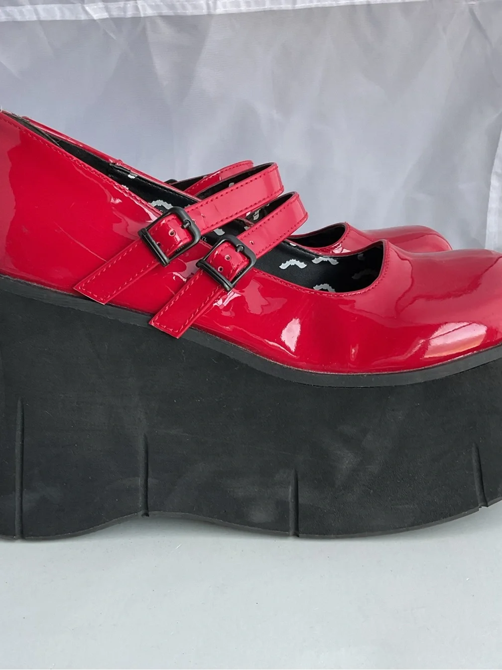 Demonia upper adjustable