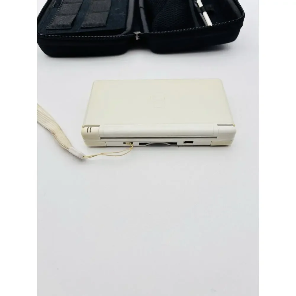 Nintendo product ds