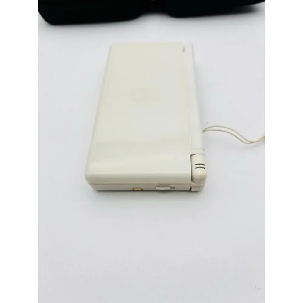 Nintendo product ds