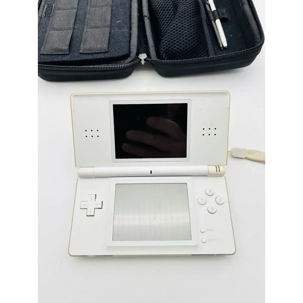 Nintendo product ds