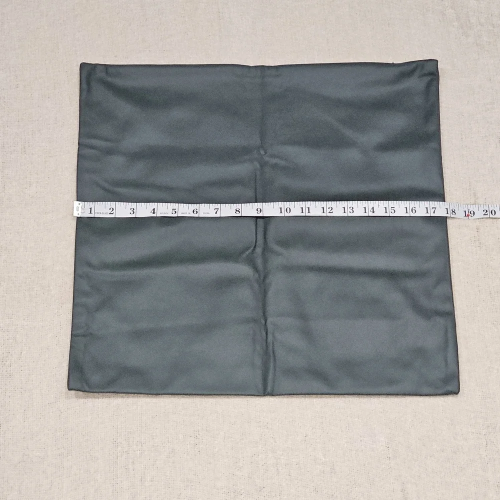 The Unbranded Brand fast shipping
