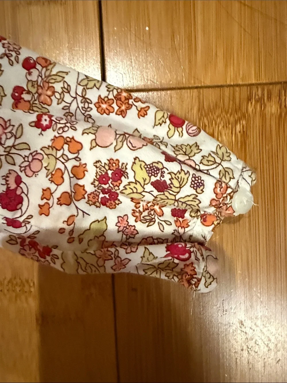 Old Navy button floral