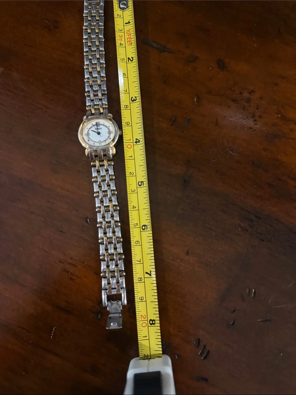 Guess elegant two