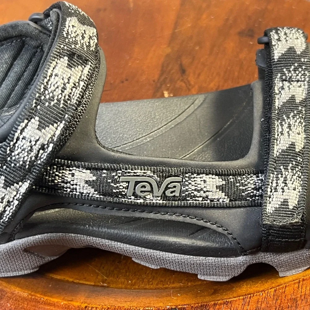 Teva tasport sandals