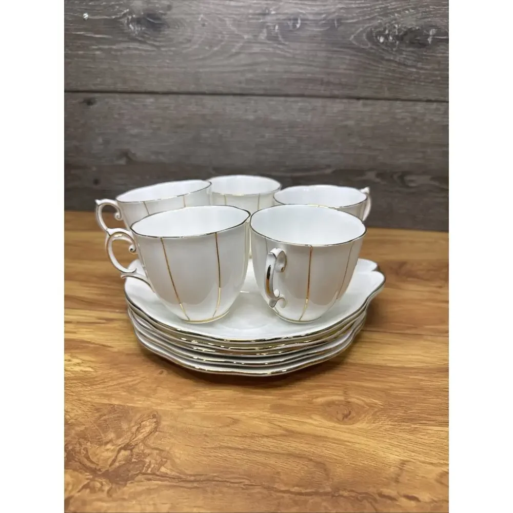 Royal Albert color us