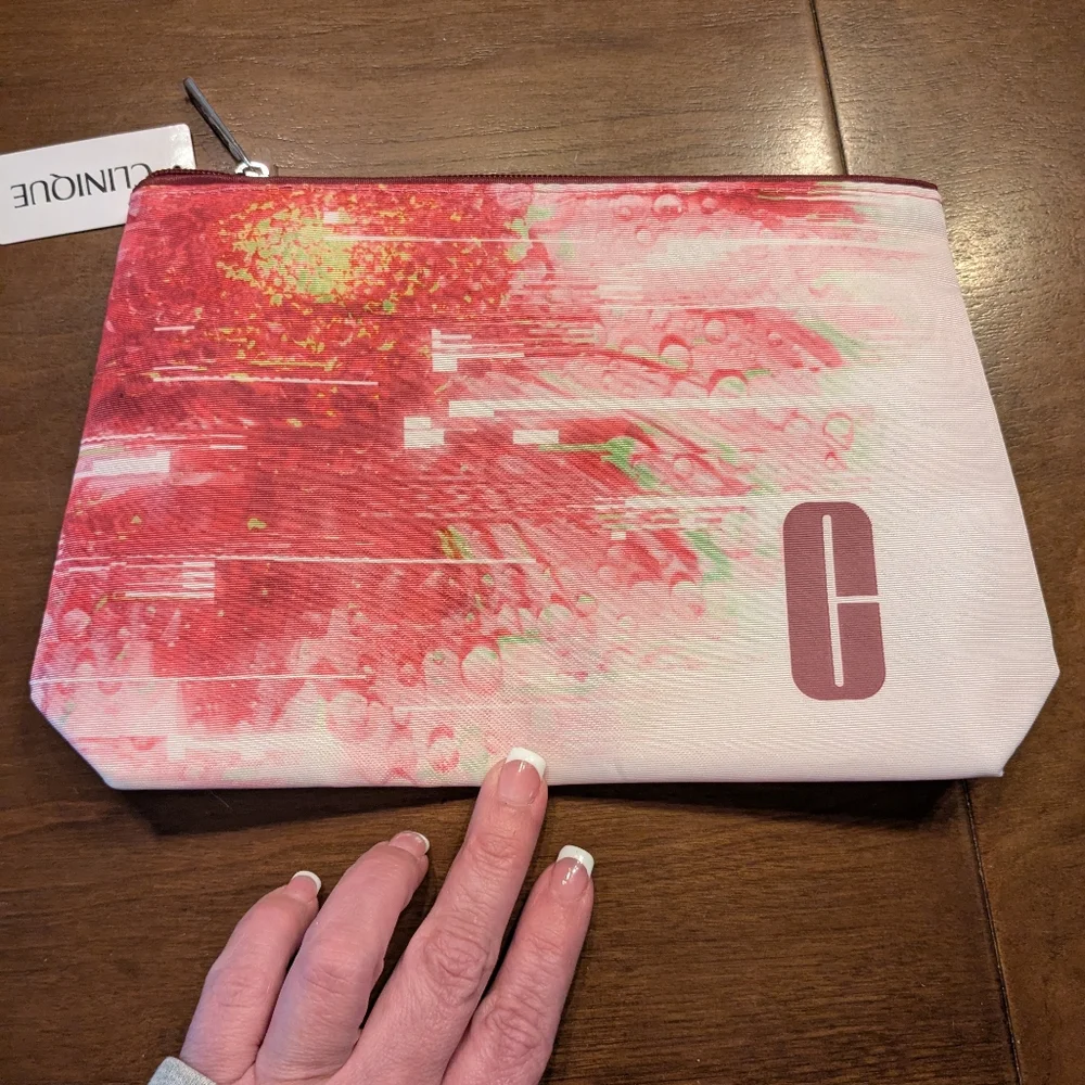 Clinique ipsy cosmetic