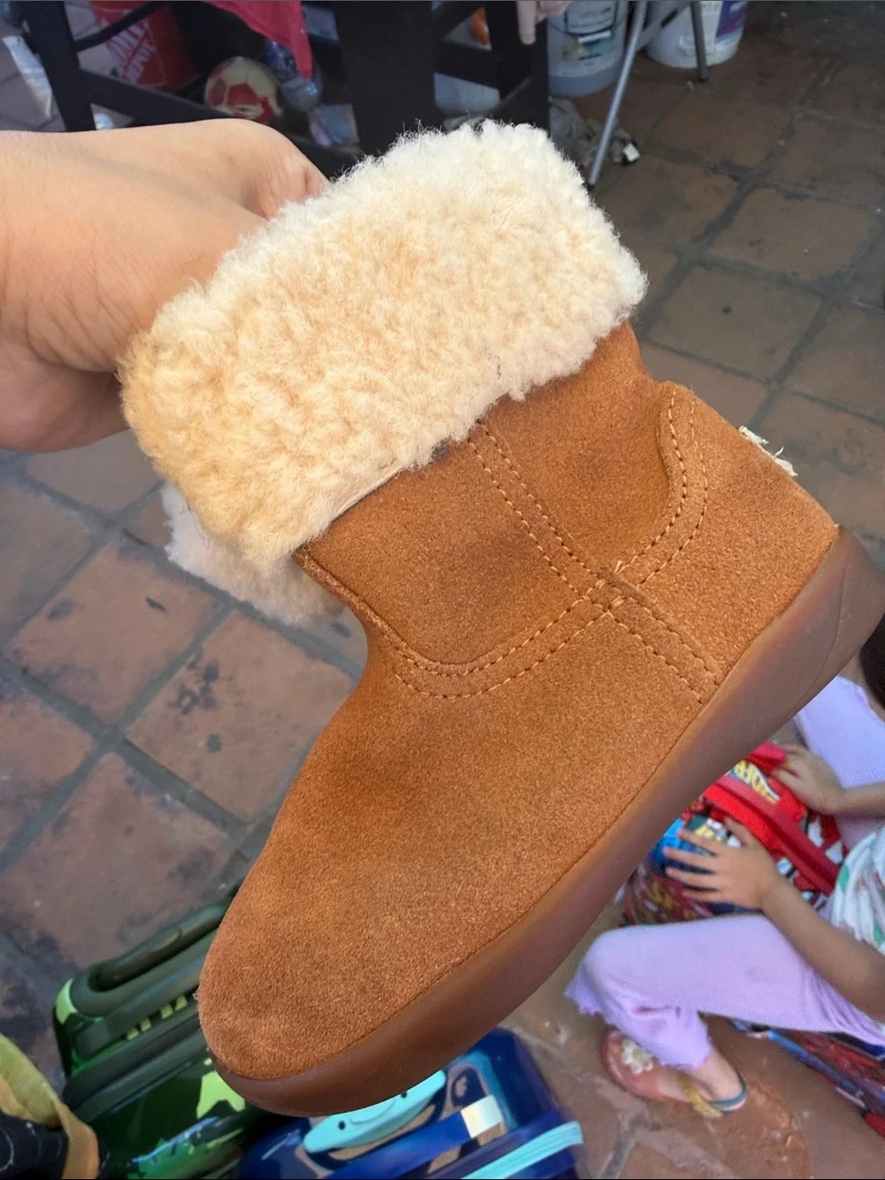 UGG easy faux