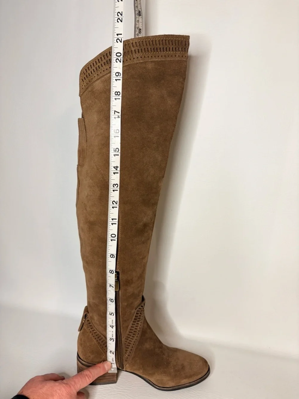 Vince Camuto vince #fashiondeal sleek