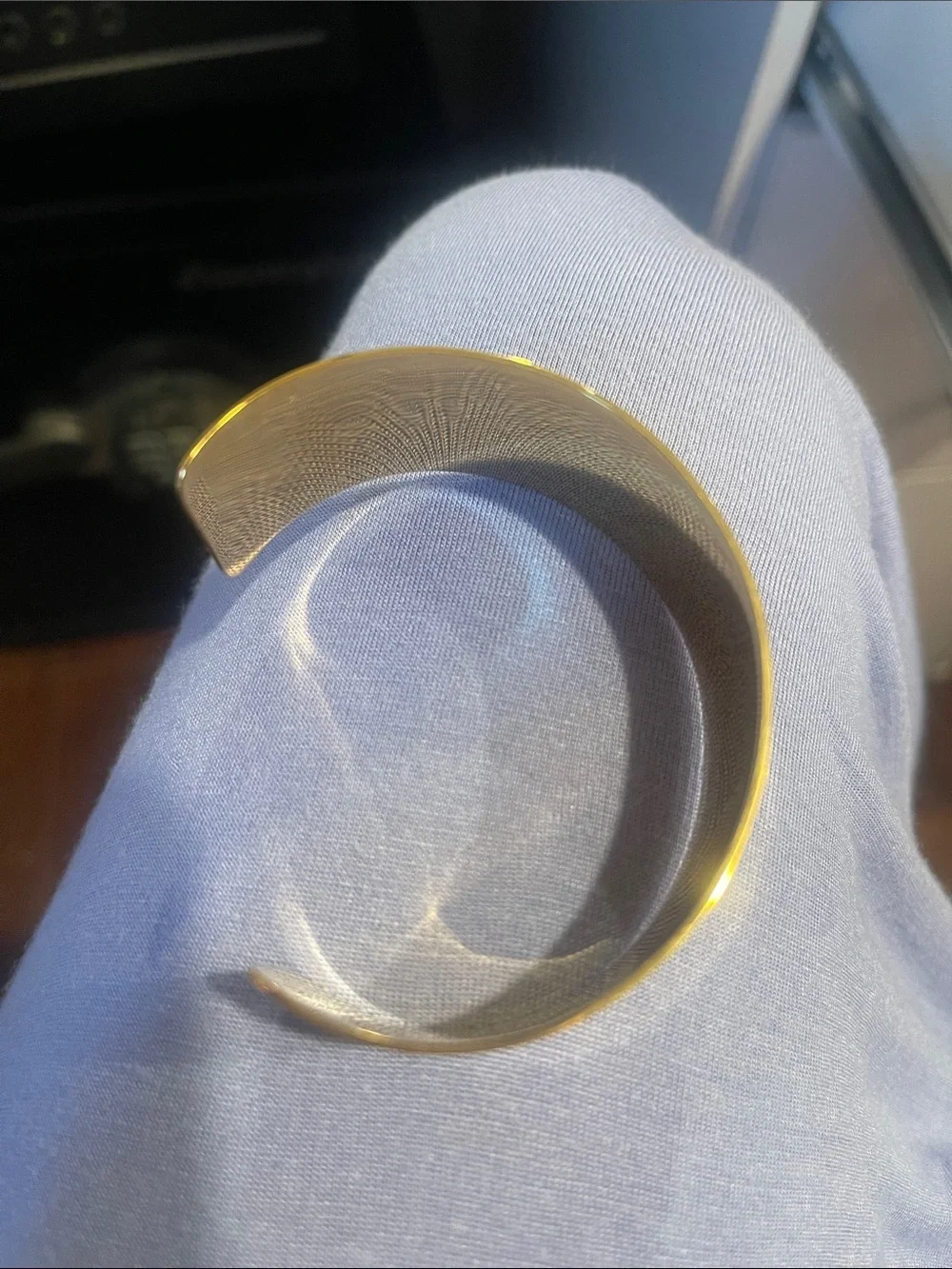 N/A shiny gold