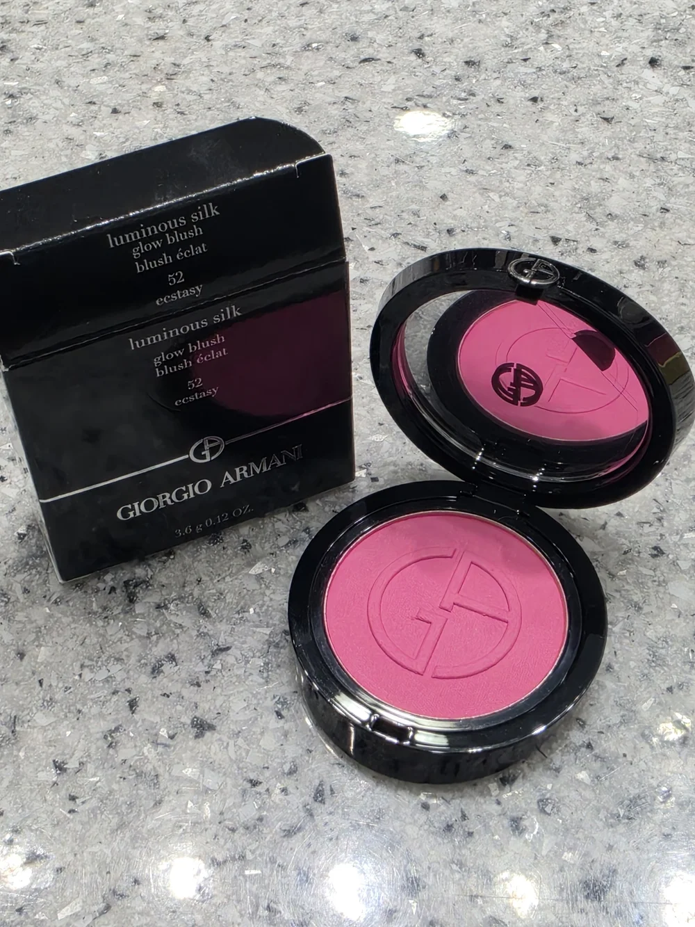 Giorgio Armani silky powder