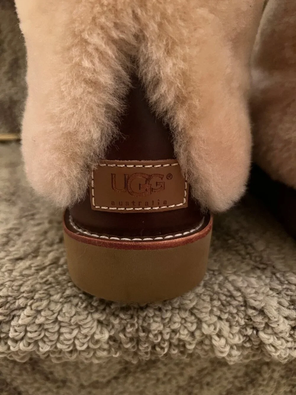 UGG australia maylin