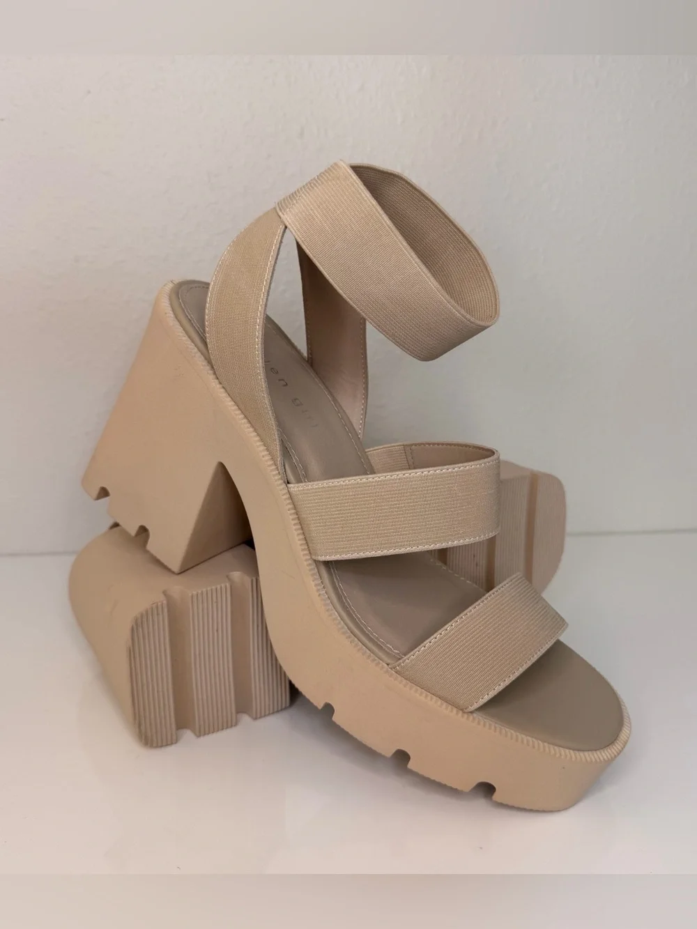 Madden Girl chunky platform