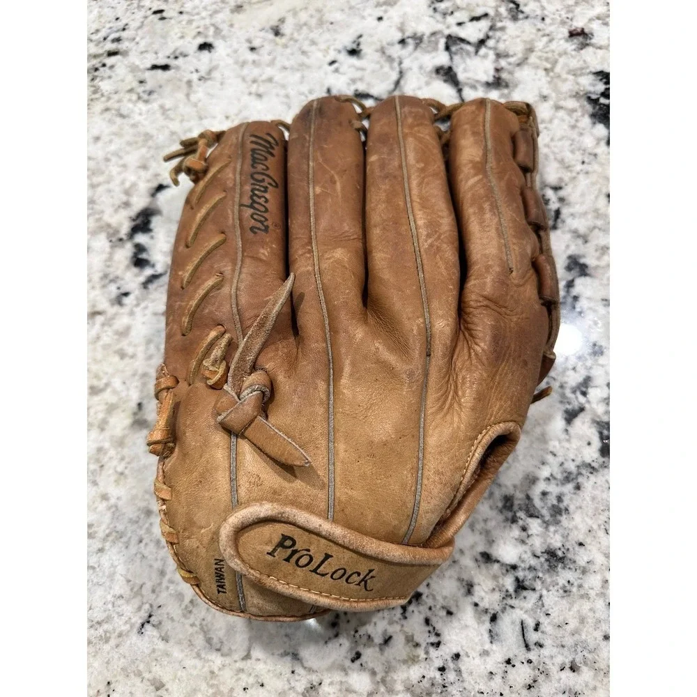 Macgregor vintage 1970s